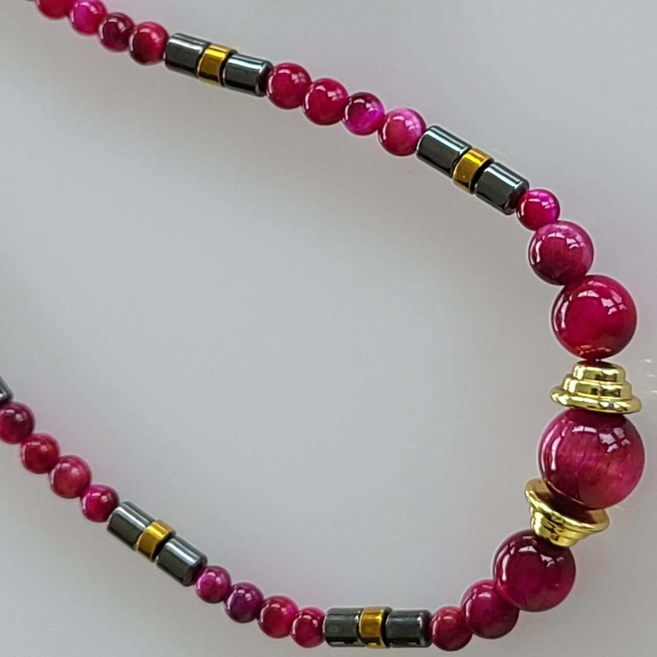 Conjunto collar y pendientes de ojo de tigre teñido rosa PA590 – photo 3